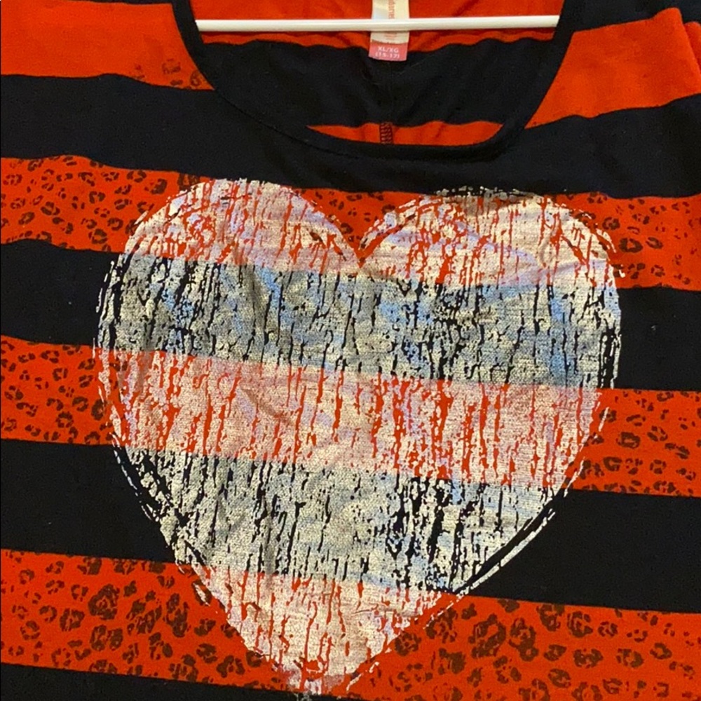 Shirt - Picture 2 of 2